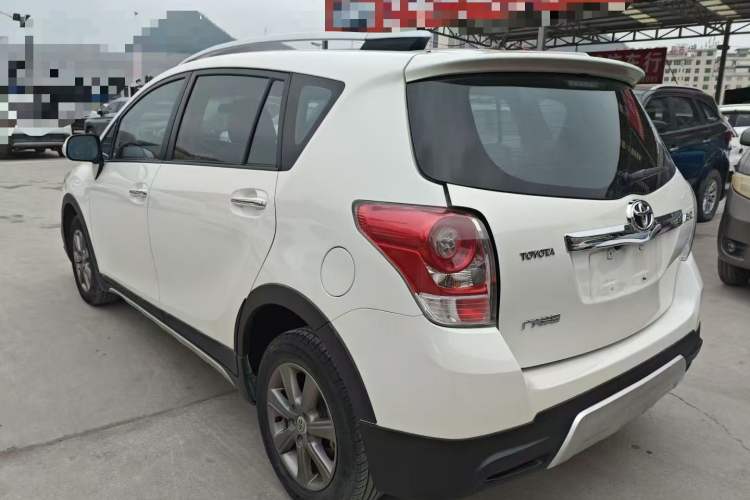 Used Toyota Verso 2015 180E CVT Crossover Edition