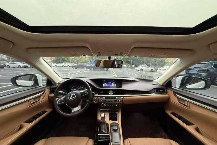 Used Lexus ES 2015 200 Elite Edition
