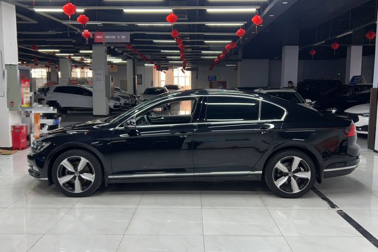 Used Volkswagen Magotan 2018 330TSI DSG Luxury Model