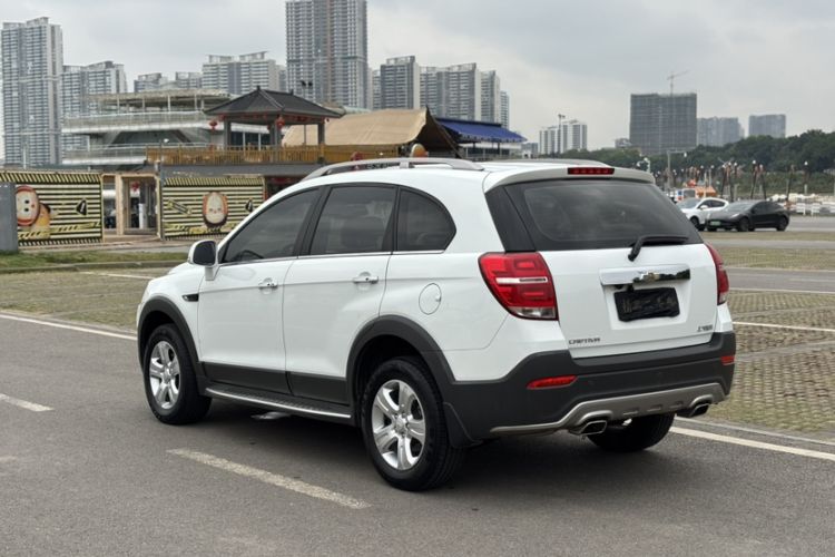 Used Chevrolet Captiva 2017 2.4L Two-Wheel Drive Luxury Edition 7 Seats
