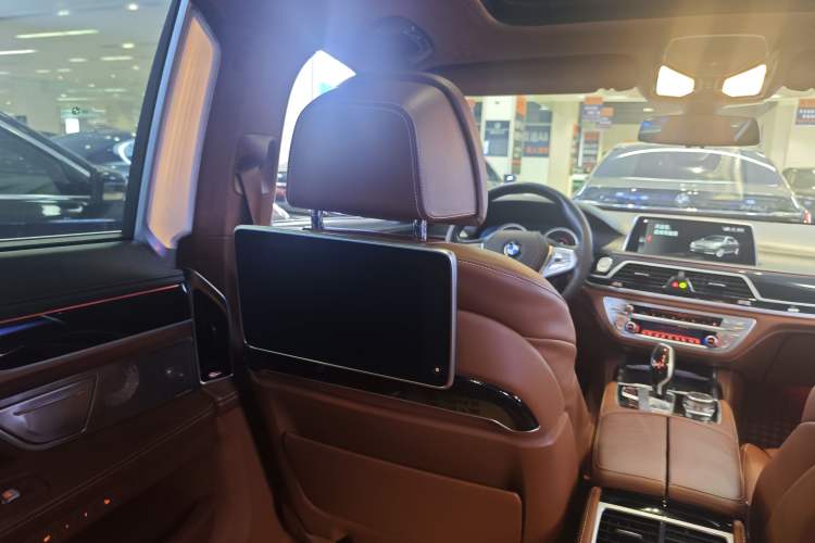 Used BMW 7 Series 2018 740Li xDrive Luxury Edition Excellence Package