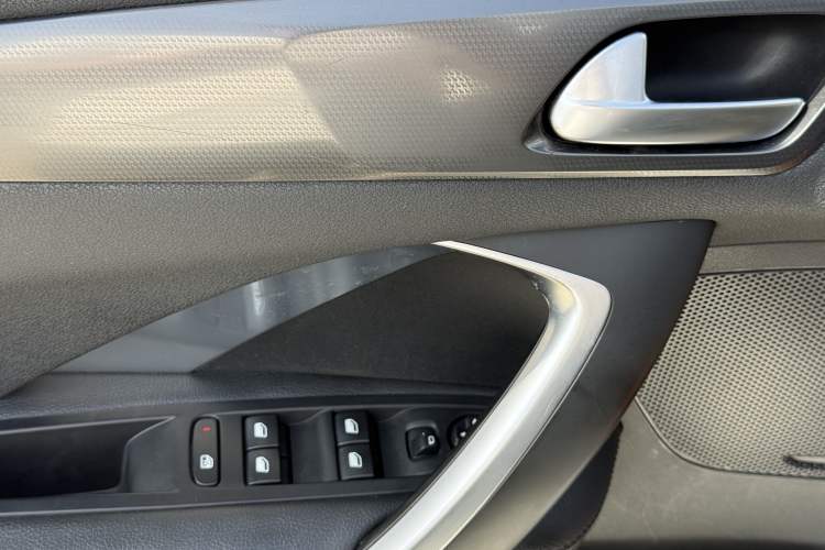 Used DS 5LS 2015 1.6T Style Edition THP160