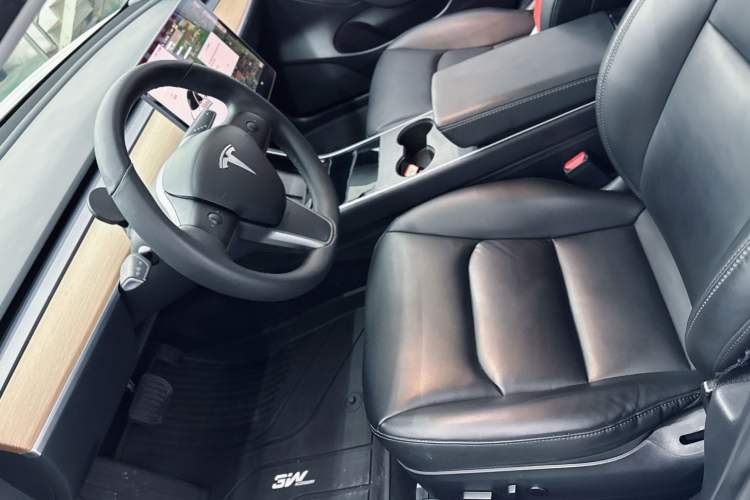 Used Tesla Model 3 2019 Standard Range Rear-Drive Upgraded Version Interior 2