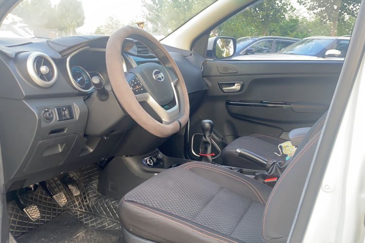 Used SWM X3 2020 1.5L Manual Value Edition 7 Seats
