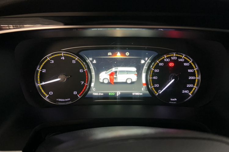 Used GAC Trumpchi M8 2023 Lingxiu Series 390T Deluxe Edition Odometer Close Up