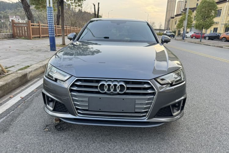 Used Audi A4L 2019 40 TFSI Fashion Version China V