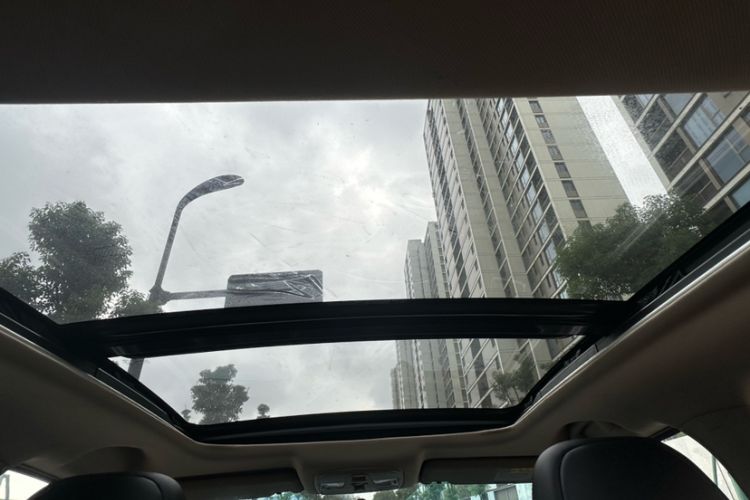 Used Suzuki S-Cross 2014 1.6L CVT Two-Wheel Drive Elite Version
