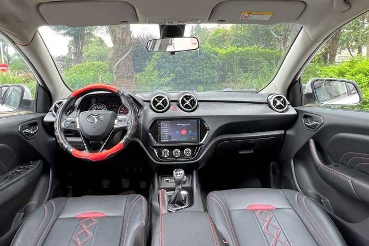 Used Soueast DX3 2018 1.5L Manual Luxury Model