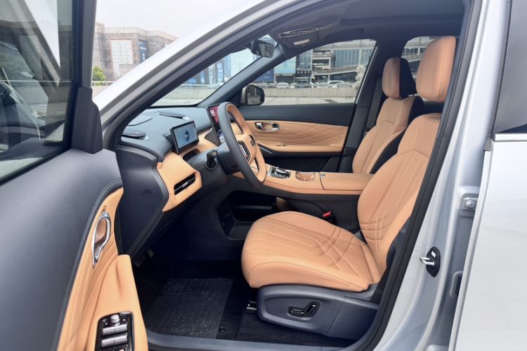 Used Geely Galaxy Xingjian 7 EM-i 2025 120km Exploration+ Version Left Front Seat