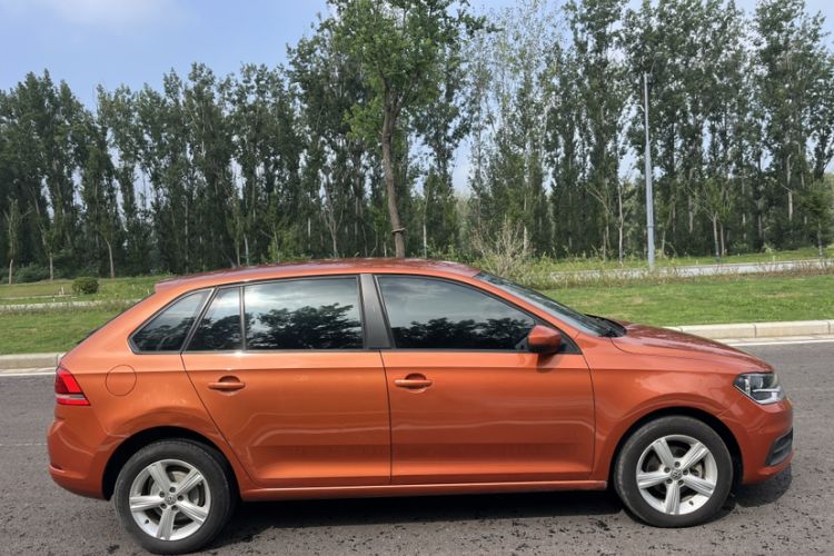 Used Volkswagen Santana 2015 Haval H6 1.6L Automatic Luxury Model
