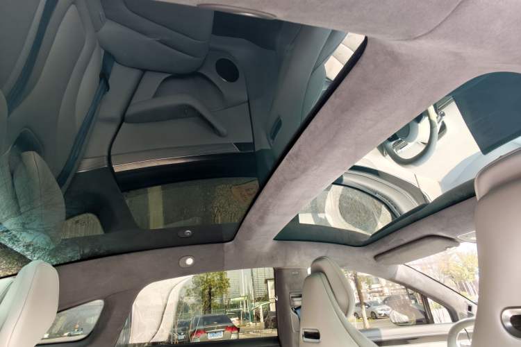 Used Hima Luxeed S7 2025 855 km Max