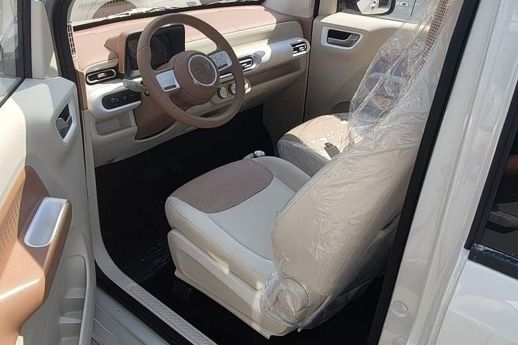 Used Wuling Hongguang MINIEV 2024 3rd Generation 215km Youth Edition