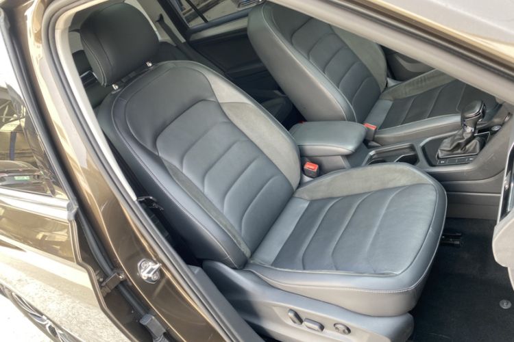 Used Volkswagen Tiguan L 2018 Facelift 330TSI Automatic Two-Wheel Drive Luxury Edition Right Front Seat