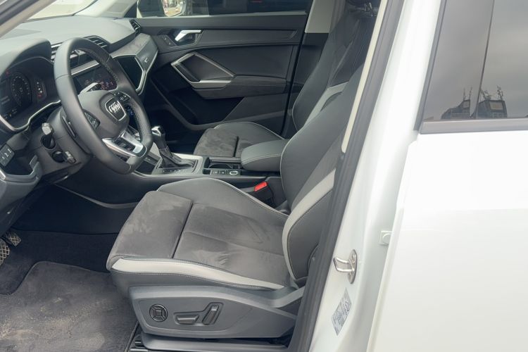 Used Audi Q3 2023 35 TFSI Fashion Dynamic Model (1.4T) Left Front Seat