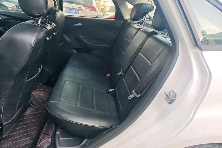 Used Ford Focus 2017 Sedan 1.6L Manual Fashion Edition Smart Drive Version