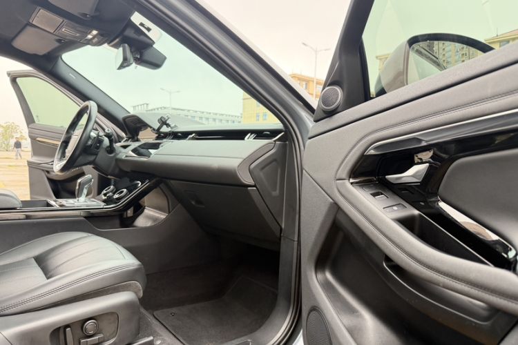 Used Land Rover Range Rover Evoque 2020 249 PS R-DYNAMIC SE Sport Technology Edition