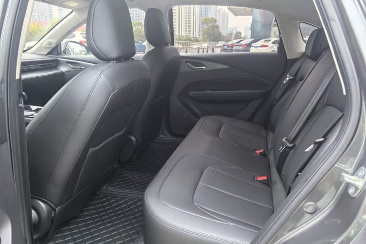 Used Wuling Xingguang 2024 Co-Creation Edition 410 Standard Model
