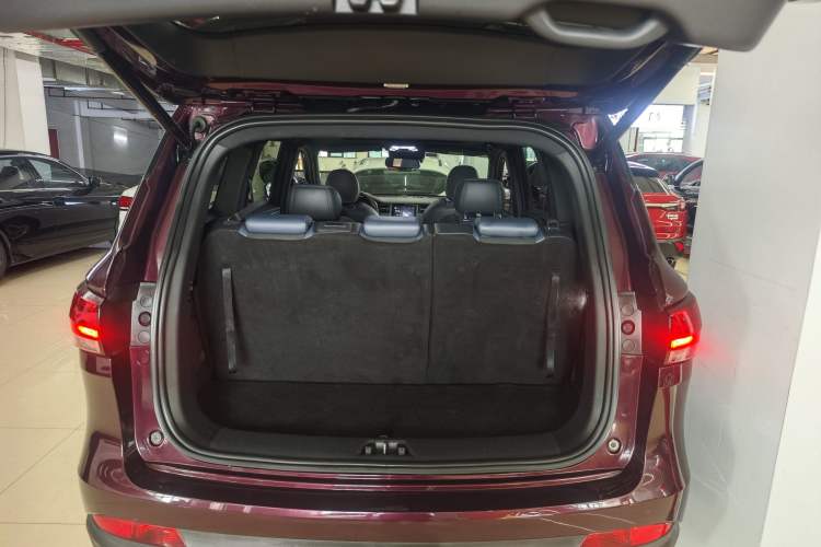 Used Oshan COS1 2018 1.5T Automatic Smart 7-Seater