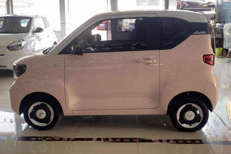 Used Wuling Hongguang MINIEV 2022 Macaron Premium Model – Lithium Iron Phosphate