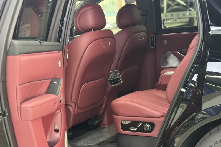 Used Hima AITO M8 2025 Extended-Range Max+ Version 53.4 kWh 6-Seater Edition