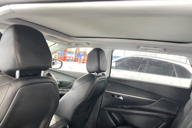 Used Peugeot 5008 2017 380THP 7-Seater Elite Edition
