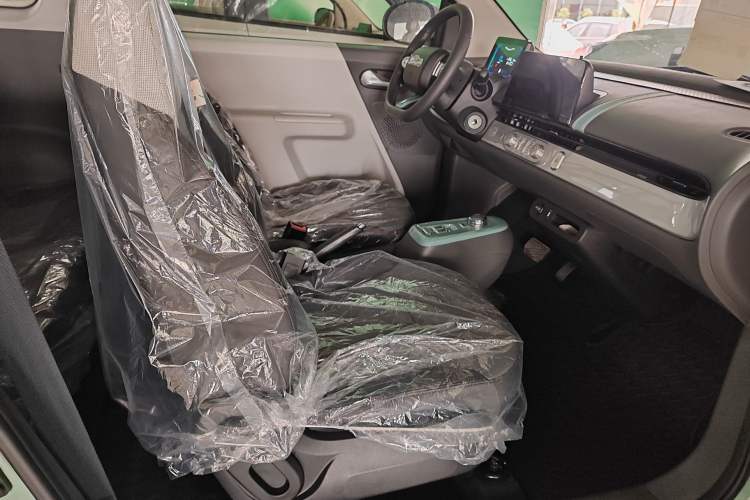 Used CHANGAN Lumin 2024 205km Launch Edition
