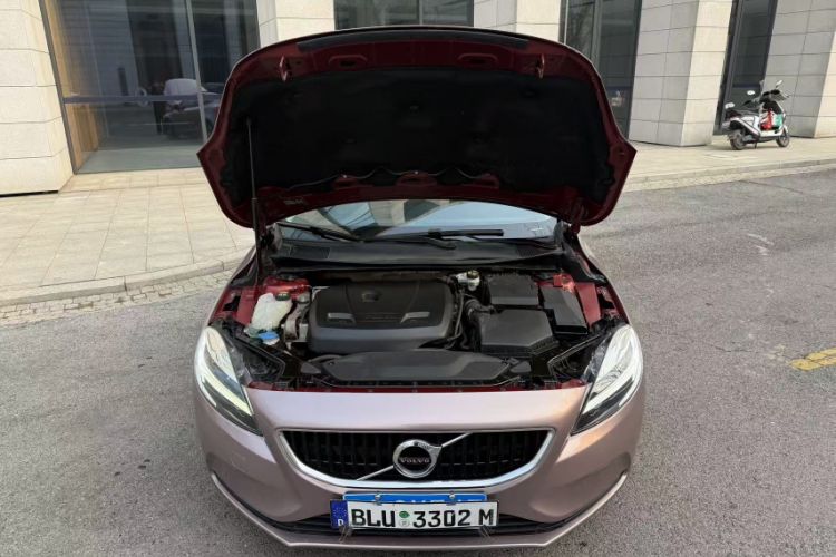 Used Volvo V40 2018 T3 Zhiyi Edition