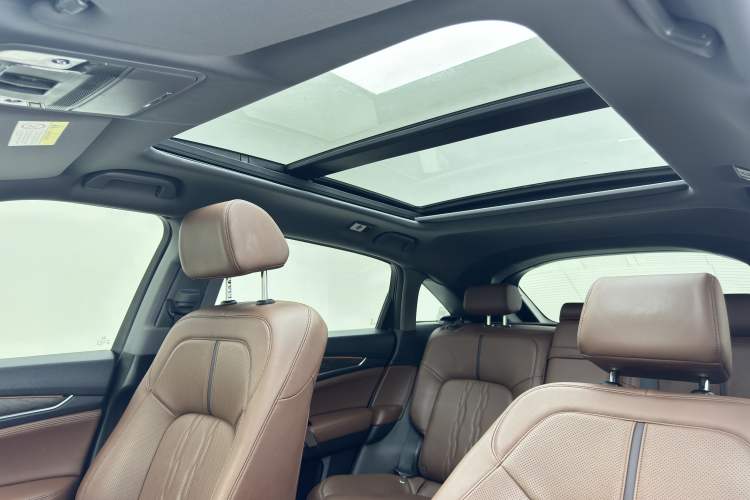 Used Honda UR-V 2020 370TURBO Two-Wheel Drive Luxury Edition