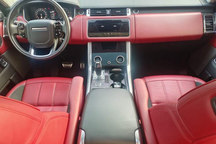Used Land Rover Range Sport 2022 3.0 L6 YAO Black Edition Interior 2