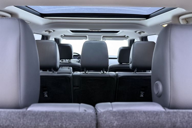 Used Land Rover Discovery 2019 3.0 SC V6 SE