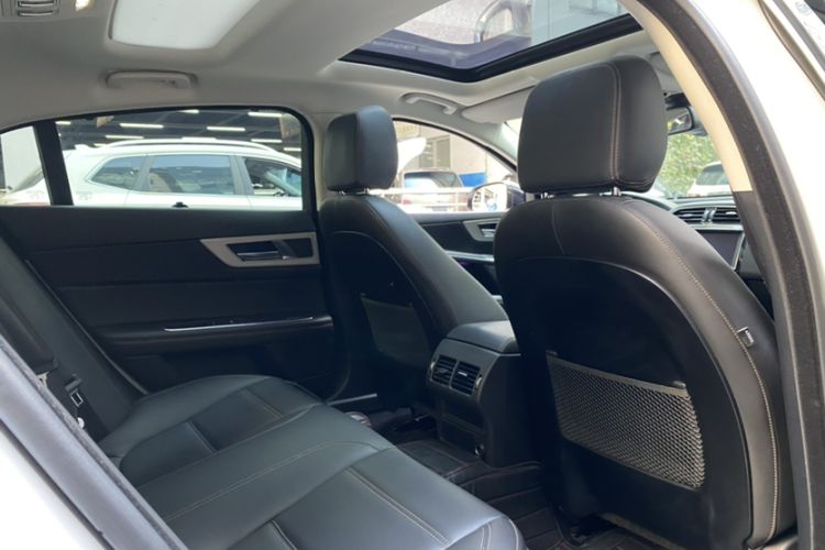 Used Jaguar XEL 2019 2.0T 200 PS Deluxe Edition