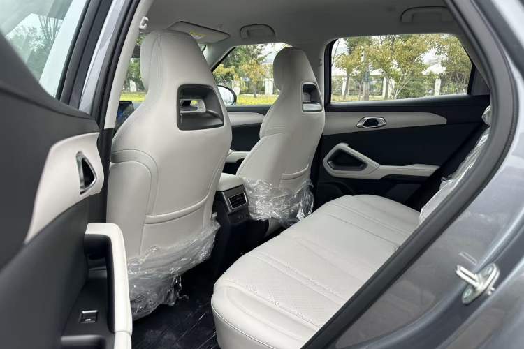 Used BYD Yuan UP 2025 Intelligent Driving Version 401 KM Dynamic Edition