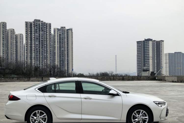 Used Buick Regal 2024 25T Deluxe Edition
