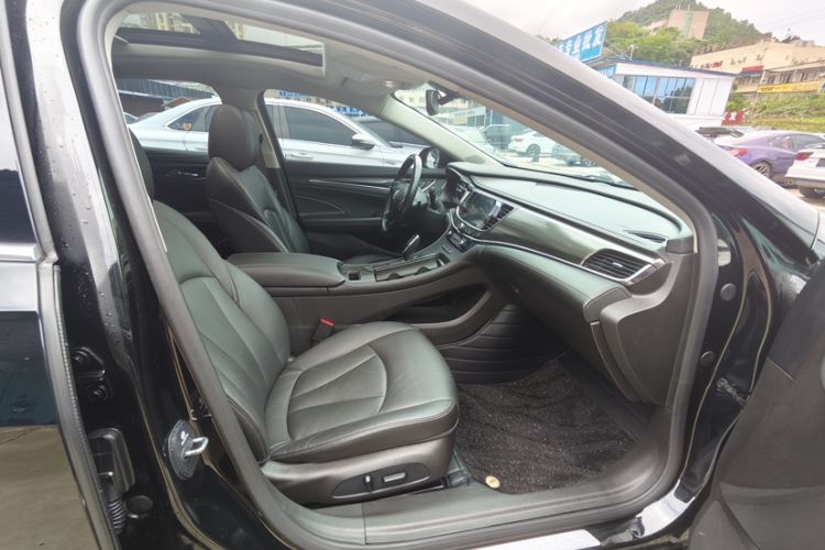 Used Buick LaCrosse 2022 652T Luxury Version