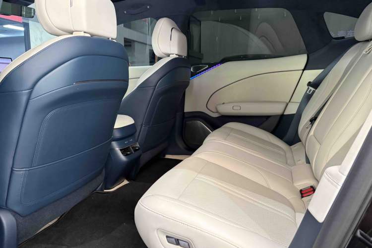 Used Zeekr 007 2024 Rear-Drive Enhanced Version 75 kWh