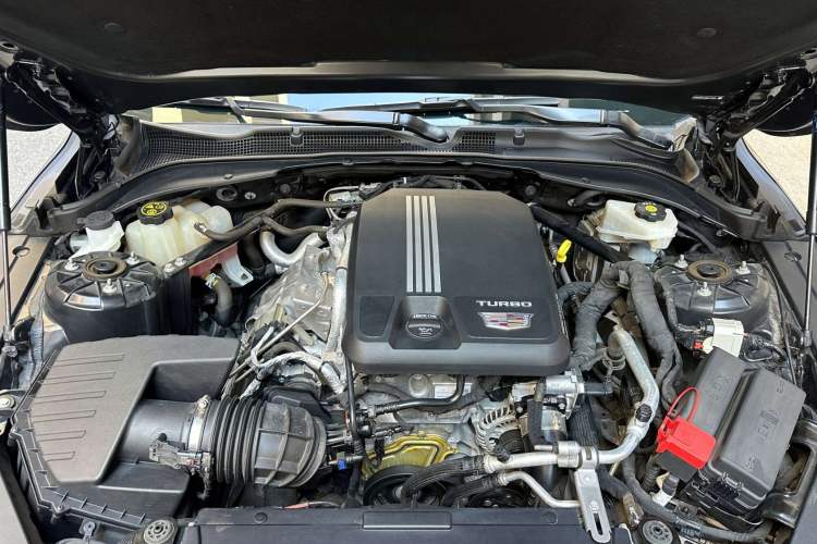 Used Cadillac CT4 2021 28T Luxury Model Interior 8