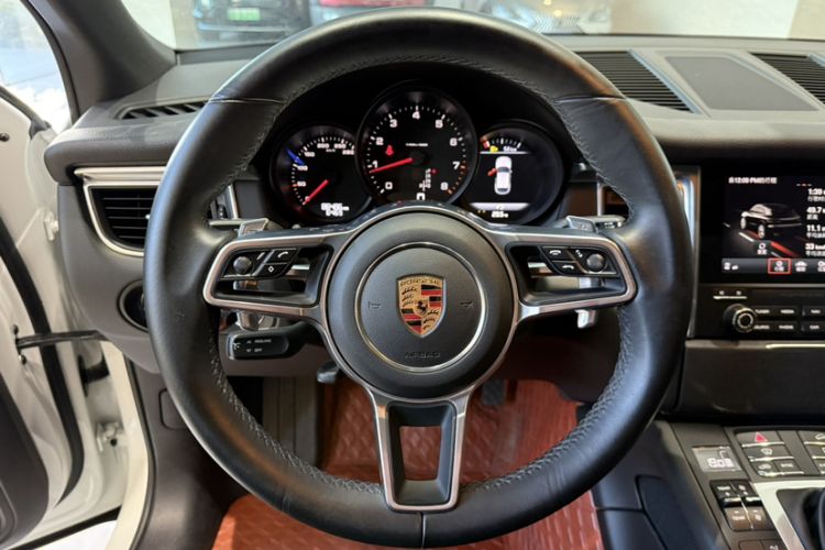 Used Porsche Macan 2017 Macan 2.0T
