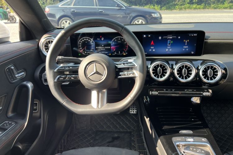 Used Mercedes-Benz CLA 2024-Year Facelifted CLA 200