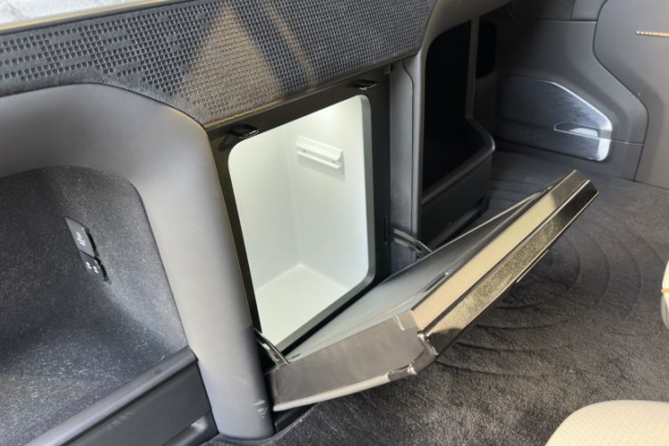 Used Zeekr 009 2024 GAC Trumpchi
