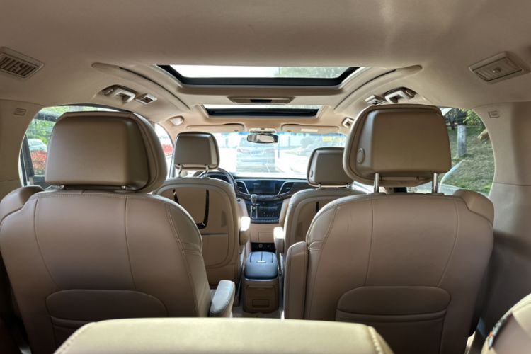 Used Buick GL8 2017 ES 28T Flagship Model China V Standard