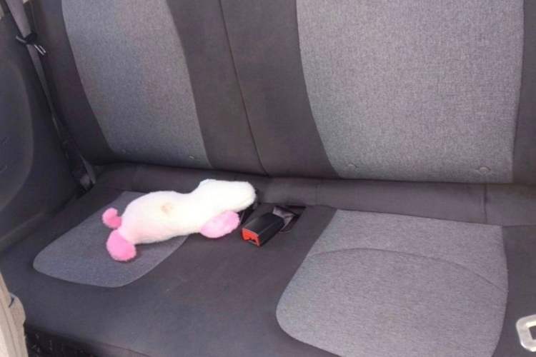 Used Wuling Hongguang MINIEV 2022 Macaron Premium Model – Lithium Ternary Battery Interior 6