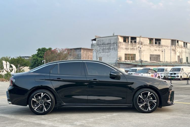 Used Lynk & Co 03 2023 1.5TD DCT JingPro Exterior 10