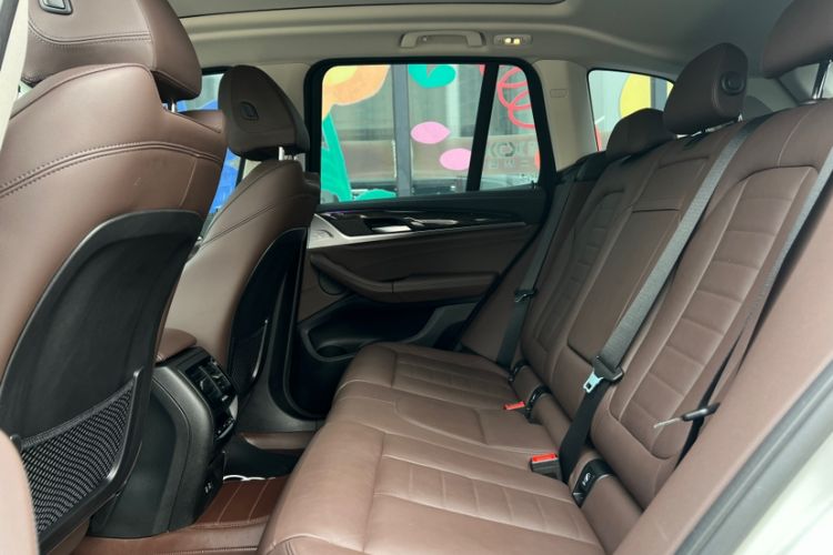 Used BMW X3 2020 xDrive30i Luxury Model with M Sport Package Interior 6