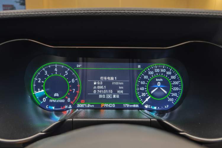 Used Ford Mustang 2021 2.3T EcoBoost Odometer Close Up