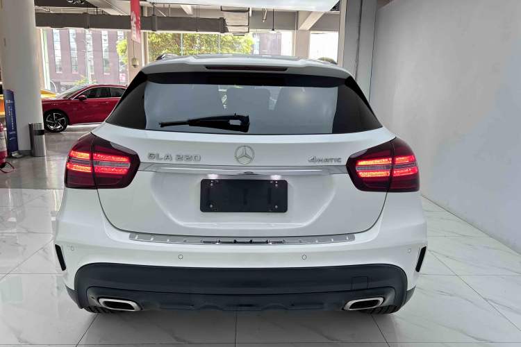 Used Mercedes-Benz GLA 2018 GLA 220 4MATIC Sport Edition Exterior 5