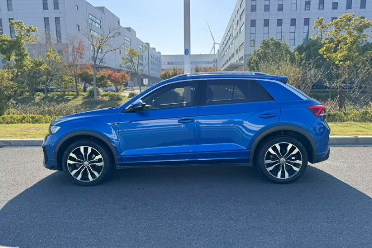 Used Volkswagen T-ROC 2020 280TSI DSG Two-Wheel Drive R-Line Pro
