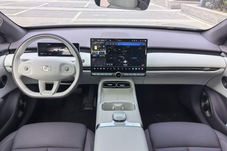 Used CHANGAN NEVO A06 2026 Model 240 Laser Ultra