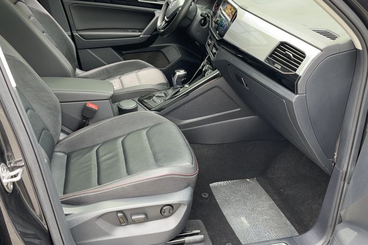 Used Volkswagen Tayron 2019 330TSI Two-Wheel Drive Luxury Model China VI Standard Interior 10