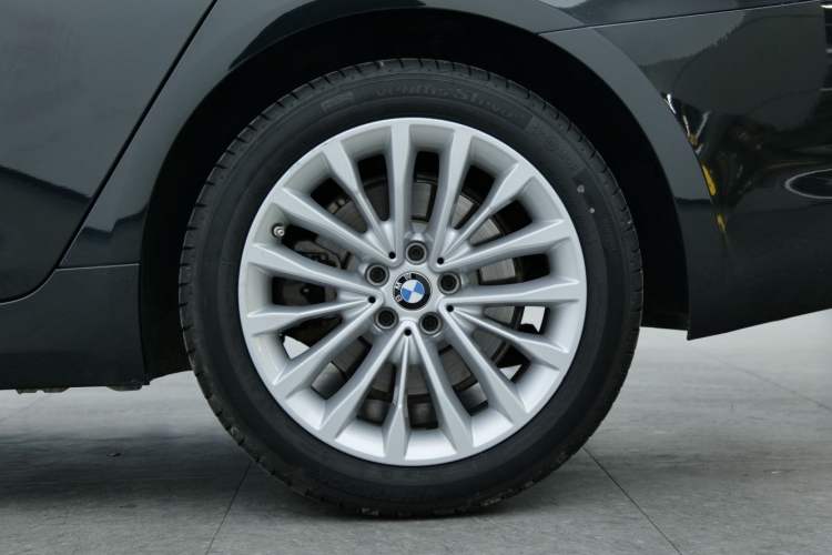 Used BMW 5 Series 2020 525Li Luxury Package