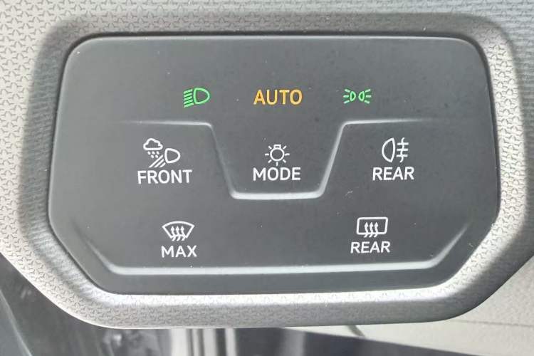 Used Volkswagen ID.6 X 2023 Ultra-Intelligent Long-Range Version